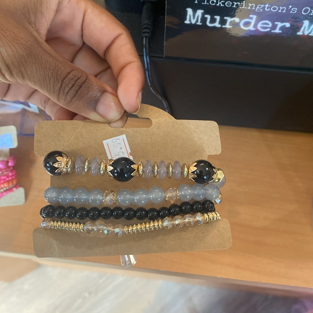 Stacked bracelets - Picture 2 of 3